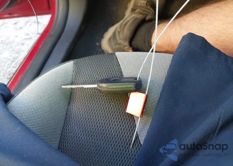 2012 Ford Focus Se z USA, uszkodzony, nr VIN 1FAHP3K29CL219501